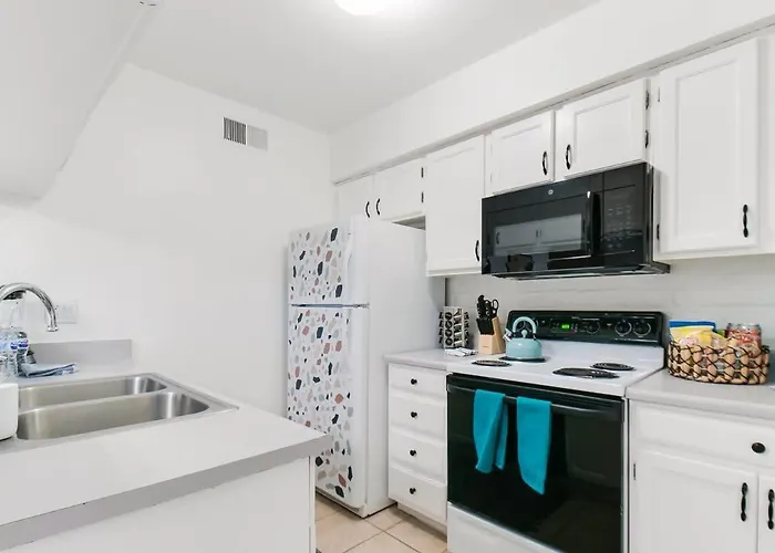 Cute Townhome With Community Pool 5 Mins To Tmc Сasa de vacaciones *
